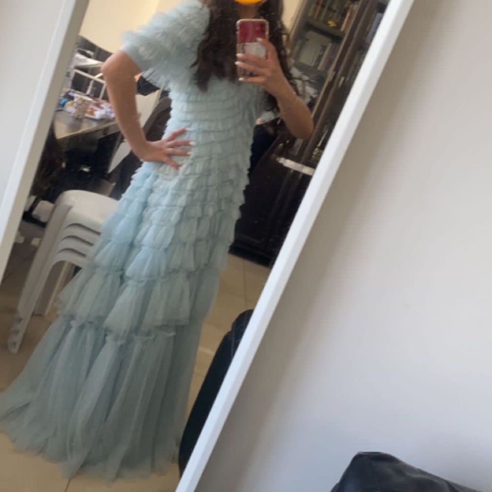 Needle and thread Willow Ruffle Gown
Top of dress sewed up
Light blue/green
